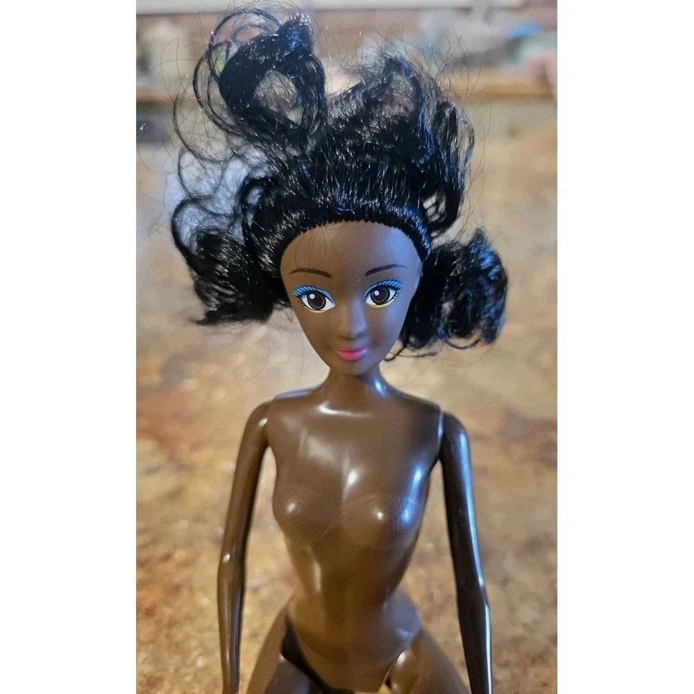 Barbie Clone Vintage African American TNT Doll ~ Beautiful & Excellent. Rare